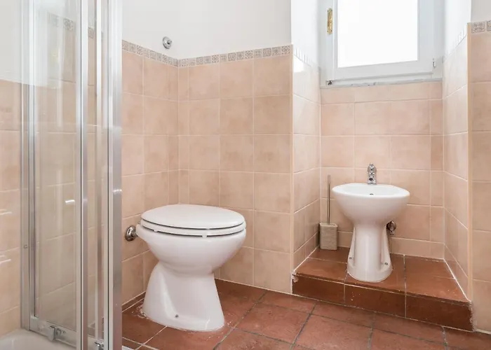 A World Aparts - 105 Pellegrino Rome